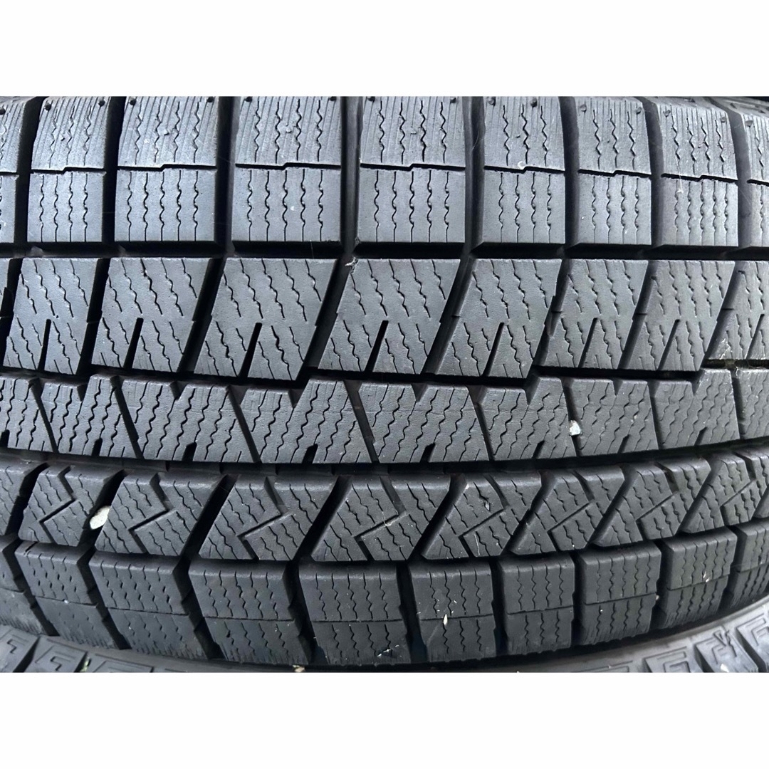 ボトムスス単品 DUNLOP 195/50R19 22年製 スタッドレスタイヤ