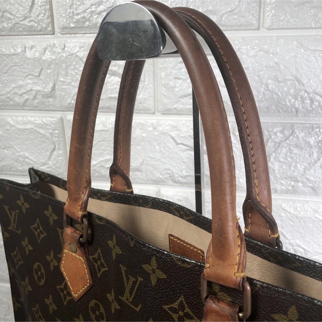 LOUIS VUITTON(ルイヴィトン)のLOUIS VUITTON ルイヴィトン サックプラ モノグラム　トートバッグ レディースのバッグ(トートバッグ)の商品写真