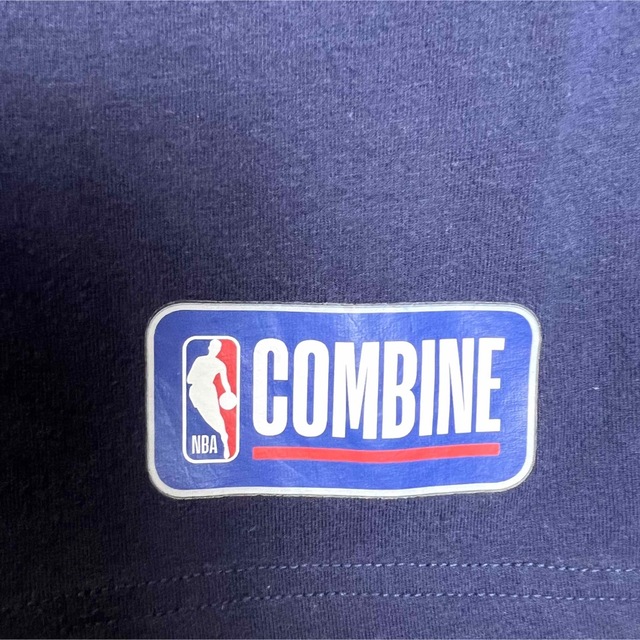 UNDER ARMOUR(アンダーアーマー)のヴィンテージ　アンダーアーマー　ロゴ　プリントTシャツ NBA　古着　紺色　LG メンズのトップス(Tシャツ/カットソー(半袖/袖なし))の商品写真
