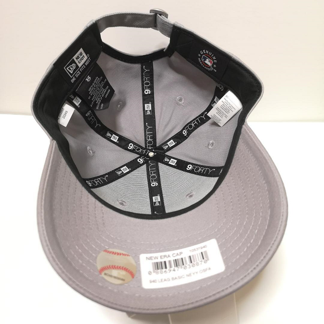 NEW ERA(ニューエラー)のNEW ERA ニューエラ NY ヤンキース 9FORTY グレー 正規品 メンズの帽子(キャップ)の商品写真