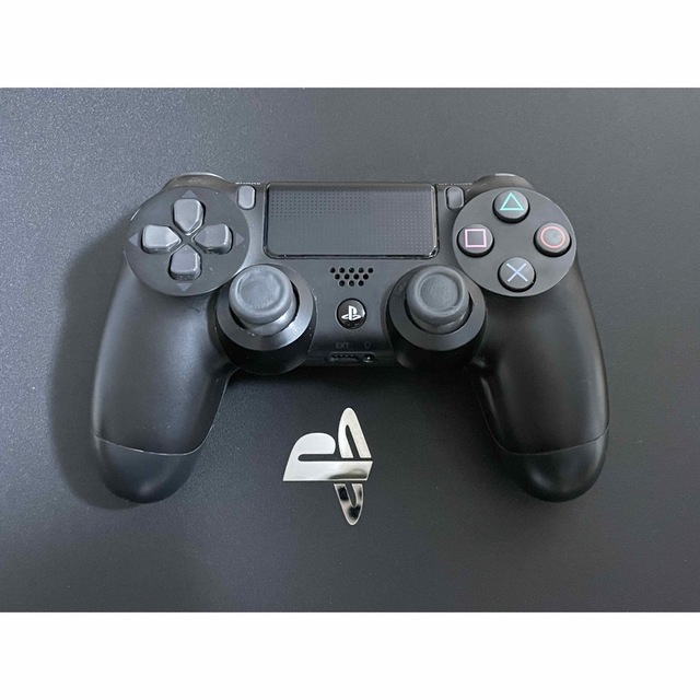 箱有 PlayStation4 pro CUH-7100B 1TB 完動品