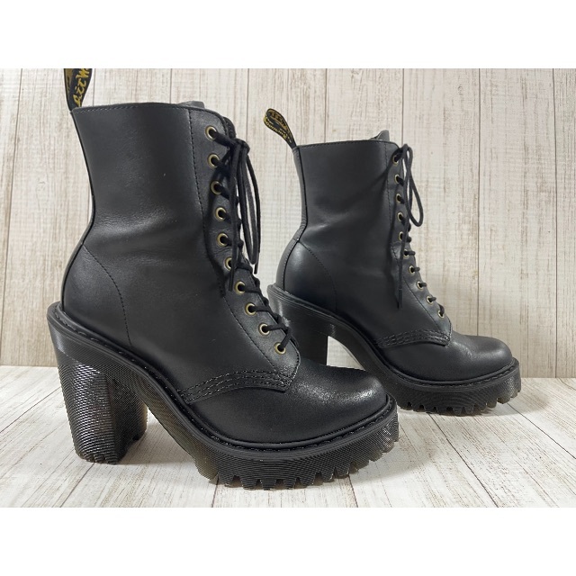 Dr.Martens(ドクターマーチン)のドクターマーチン☆☆ＫＥＮＤＲＡ☆☆厚底ヒールブーツ レディースの靴/シューズ(ハイヒール/パンプス)の商品写真