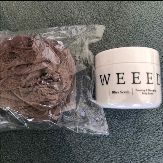 SABON(サボン)の【新品・未開封】WEEED ブリススクラブ 泡立てネット付き コスメ/美容のボディケア(ボディスクラブ)の商品写真