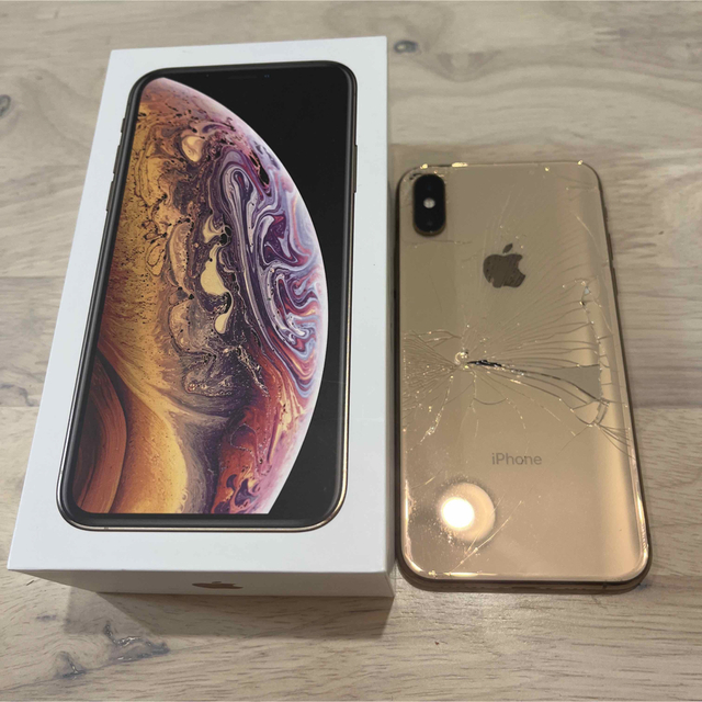 iPhone Xs Gold 256 GB SIMフリー　★背面、画面割れあり