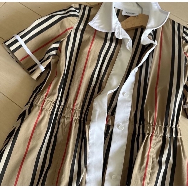 BURBERRY(バーバリー)のバーバリー　キッズ　ワンピース　入学式 キッズ/ベビー/マタニティのキッズ服女の子用(90cm~)(ワンピース)の商品写真