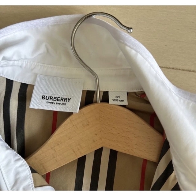 BURBERRY(バーバリー)のバーバリー　キッズ　ワンピース　入学式 キッズ/ベビー/マタニティのキッズ服女の子用(90cm~)(ワンピース)の商品写真