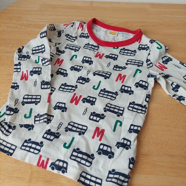 mou jon jon(ムージョンジョン)のムージョンジョン 長袖Tシャツ 白 キッズ/ベビー/マタニティのキッズ服男の子用(90cm~)(Tシャツ/カットソー)の商品写真