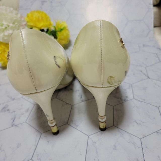 CHANEL ココマーク ゴールド ロゴ 艶感 パール エナメル パンプス