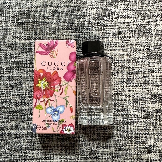 Gucci(グッチ)のGUCCI ミニサイズ香水🩷🌸 コスメ/美容の香水(香水(女性用))の商品写真