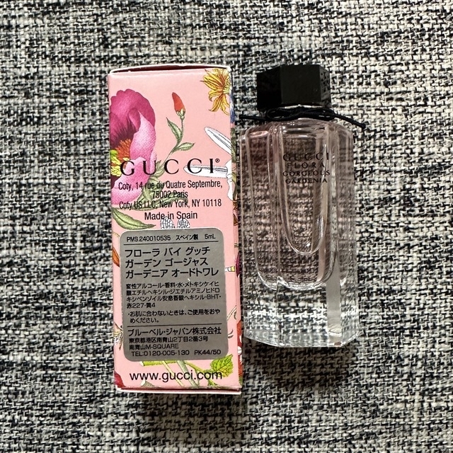 Gucci(グッチ)のGUCCI ミニサイズ香水🩷🌸 コスメ/美容の香水(香水(女性用))の商品写真