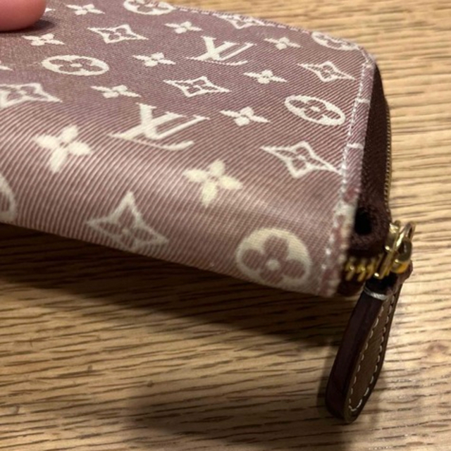 LOUIS VUITTON(ルイヴィトン)のルイヴィトン　ジッピーコインパース レディースのファッション小物(財布)の商品写真