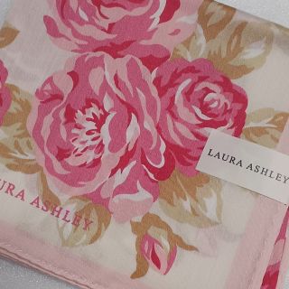 ローラアシュレイ(LAURA ASHLEY)の値下げ📌ローラアシュレイ☆大判ハンカチーフ58×58🌹(ハンカチ)