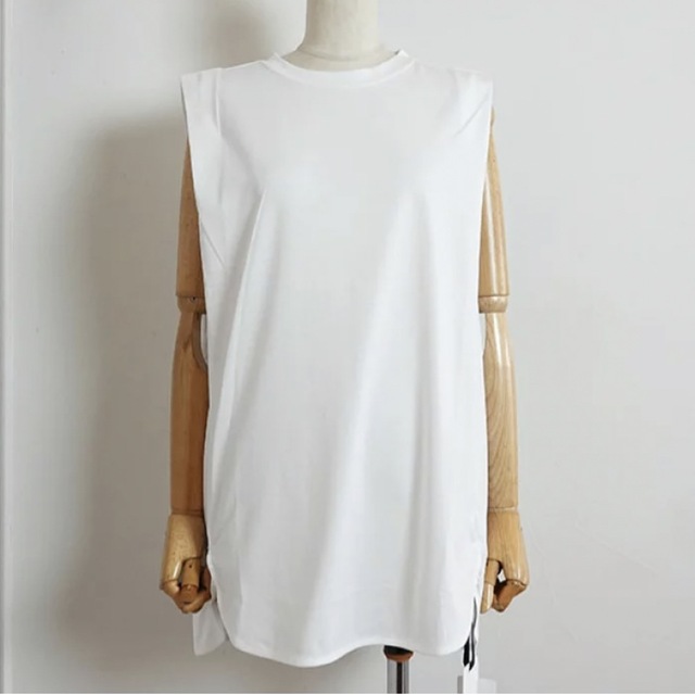 ara.ara  Sleeveless T-shirt 新品 レディースのトップス(Tシャツ(半袖/袖なし))の商品写真