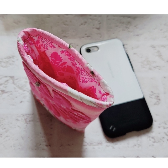 Pink ! Pink! きらきらモンステラのスマホケース　ハワイアン　キャシー ハンドメイドのスマホケース/アクセサリー(スマホケース)の商品写真