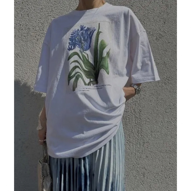 AmeriVINTAGE  DROOP FLOWER BIG TEE レディースのトップス(Tシャツ(半袖/袖なし))の商品写真