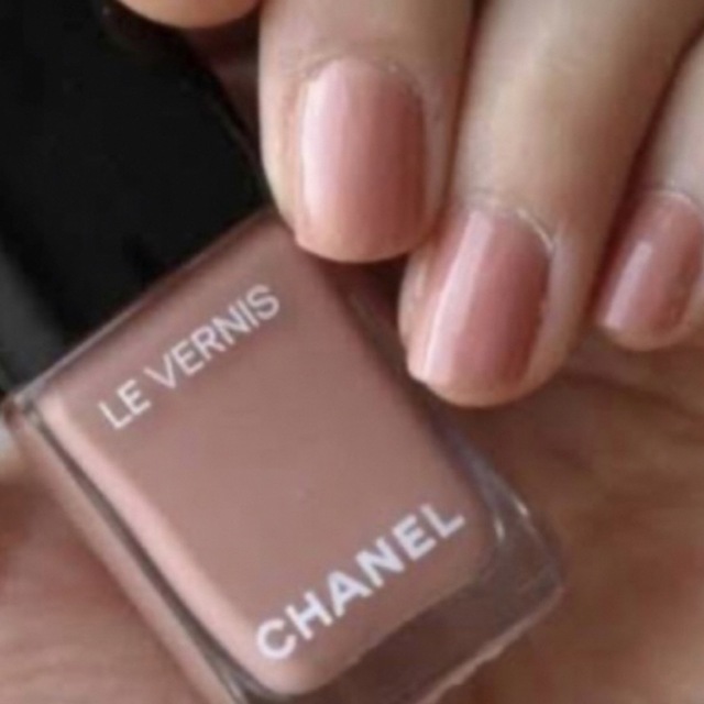 CHANEL - CHANEL🌸未開封ヴェルニ人気廃盤色♯646ブリーチド CHANEL - CHANEL🌸未開封ヴェルニ人気廃盤色♯646ブリーチド