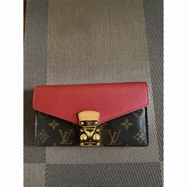 LOUIS VUITTON(ルイヴィトン)のルイ・ヴィトン 長財布 ポルトフォイユ・パラス メンズのファッション小物(長財布)の商品写真