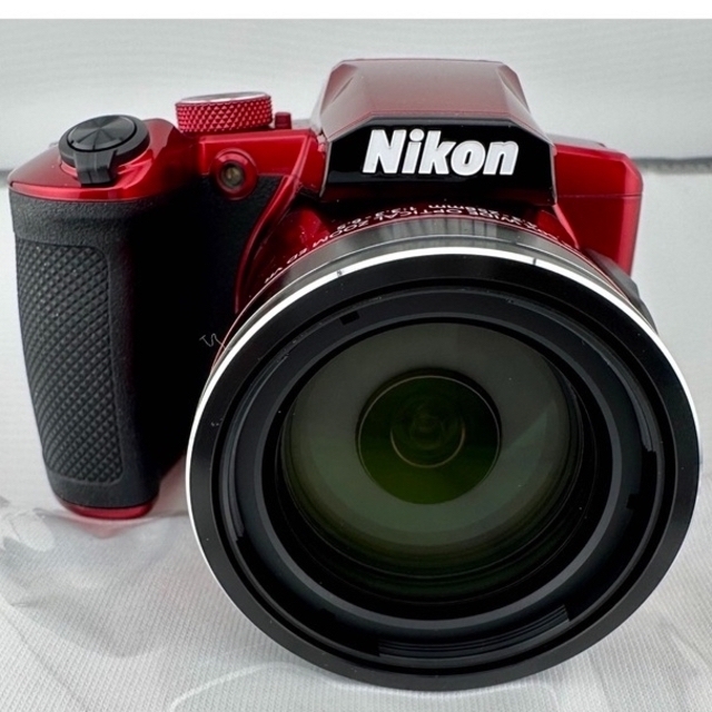Nikon(ニコン)のNikon ニコンクールピクス COOLPIX B600 RED 赤 おまけ付き スマホ/家電/カメラのカメラ(コンパクトデジタルカメラ)の商品写真