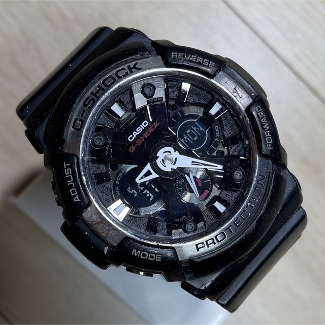 CASIO G-SHOCK analog-digital 腕時計