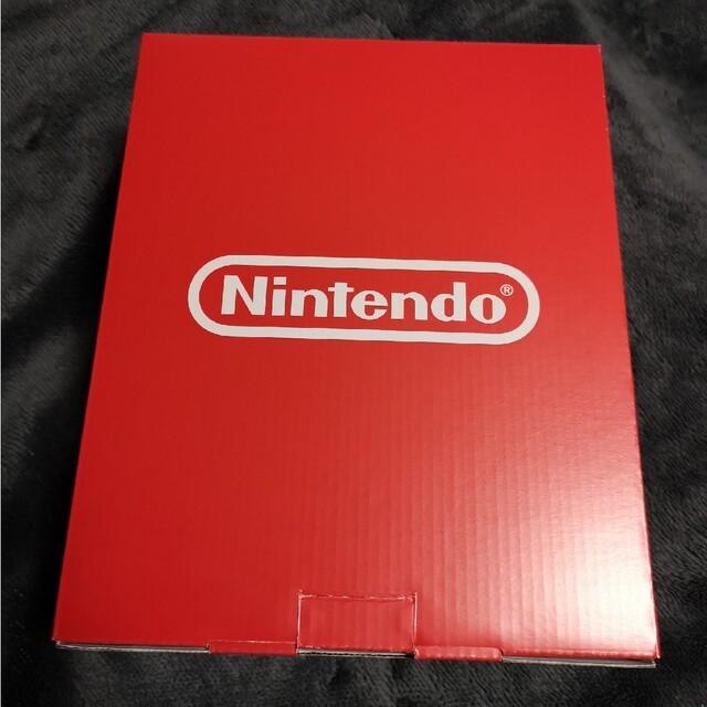 Nintendo Switch(ニンテンドースイッチ)のニンテンドースイッチ 外箱 のみ 有機EL型 カスタム版 エンタメ/ホビーのゲームソフト/ゲーム機本体(その他)の商品写真