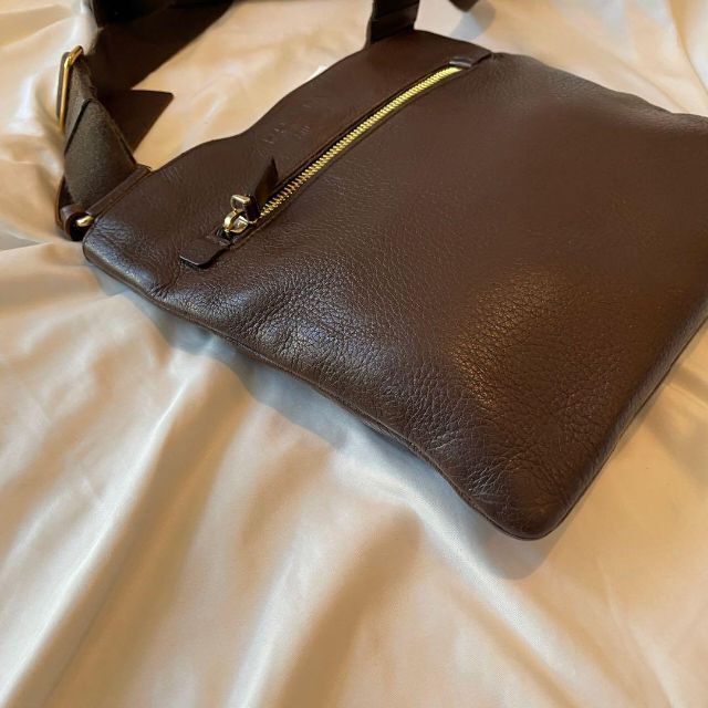 美品】プラダ ショルダーバッグ 斜めかけ ポシェット しぼ革 レザー 袋