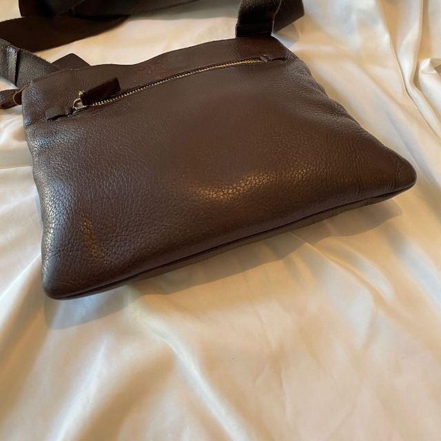美品】プラダ ショルダーバッグ 斜めかけ ポシェット しぼ革 レザー 袋