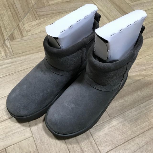 タ24781　[アグ] ブーツ CLASSIC MINI Waterproof