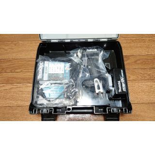 マキタ(Makita)のmakita マキタ18VインパクトドライバーTD171D 美品 セット品(工具)