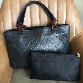 CHANEL シャネル ウッド ハンドバッグ トートバッグ ショルダーバッグ 黒 ブラック レザー 8番台 レディース【質屋】