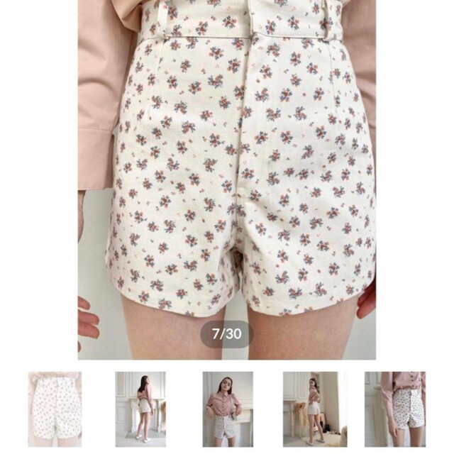 épine(エピヌ)のエピヌ　é embroidey flower short pants ivory レディースのパンツ(ショートパンツ)の商品写真