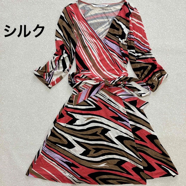 未使用タグ付 DVF ダイアンフォンファステンバーグ 総柄 シルク ワンピース