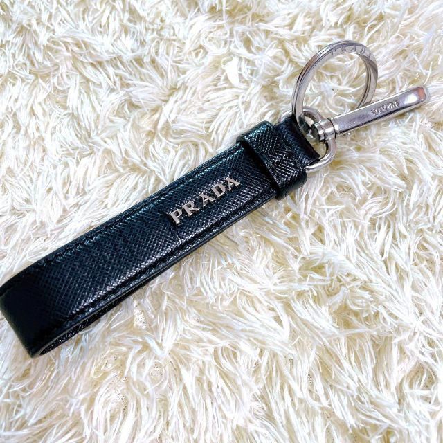 PRADA - 現行品✨プラダ キーホルダー キーリング ユニセックス