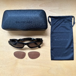 Balenciaga - BALENCIAGA twist logo sunglasses 新品未使用