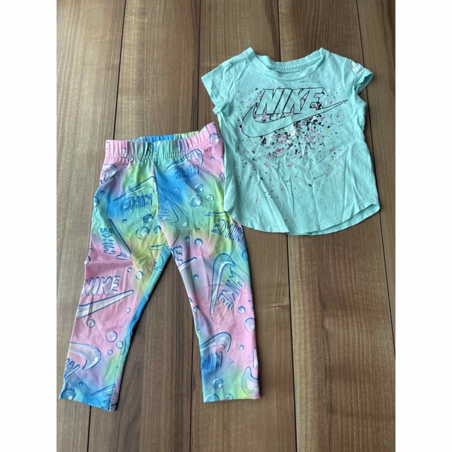 NIKE(ナイキ)のNIKE Tシャツ&レギンスセット　2T キッズ/ベビー/マタニティのキッズ服女の子用(90cm~)(パンツ/スパッツ)の商品写真