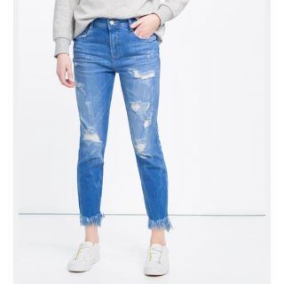 ザラ(ZARA)の 美品Zara フリンジダメージJeans  (デニム/ジーンズ)