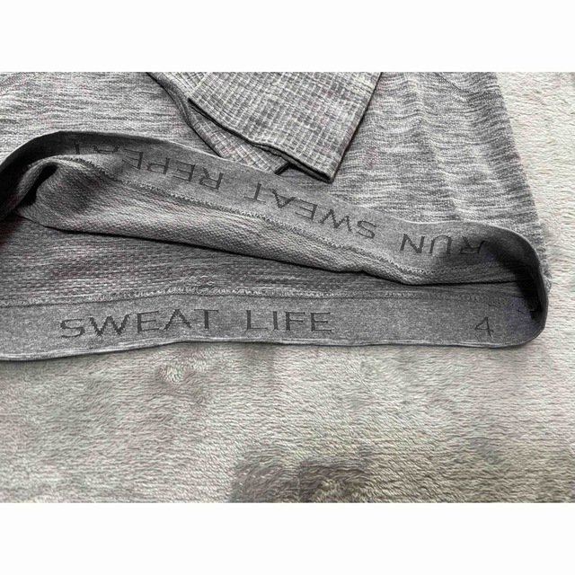 lululemon(ルルレモン)のルルレモン　Swiftly 長袖　トップス　レディース レディースのトップス(Tシャツ(長袖/七分))の商品写真