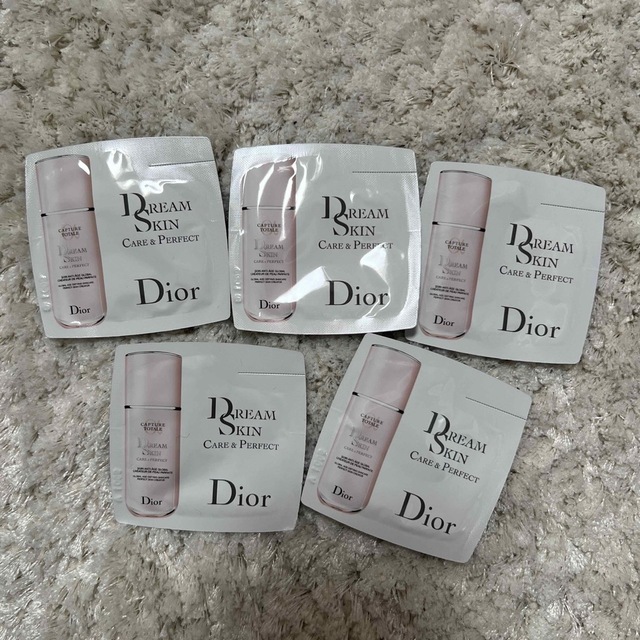 Dior(ディオール)のDior カプチュールトータルドリームスキン ケア＆パーフェクト コスメ/美容のスキンケア/基礎化粧品(乳液/ミルク)の商品写真