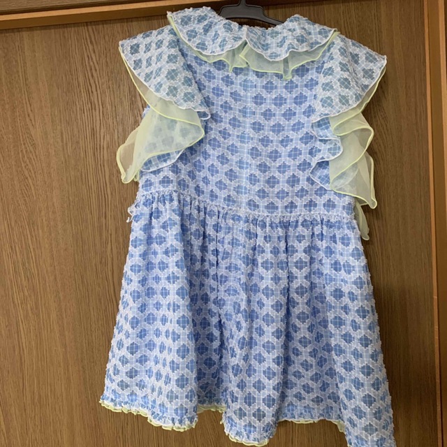 fafa(フェフェ)のフェフェ　SUGER PLUM | ワンピース - ブルー　120 キッズ/ベビー/マタニティのキッズ服女の子用(90cm~)(ワンピース)の商品写真