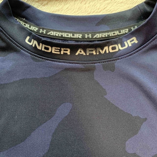 UNDER ARMOUR(アンダーアーマー)のアンダーアーマー　インナー　厚手　(秋冬) レディースの下着/アンダーウェア(アンダーシャツ/防寒インナー)の商品写真