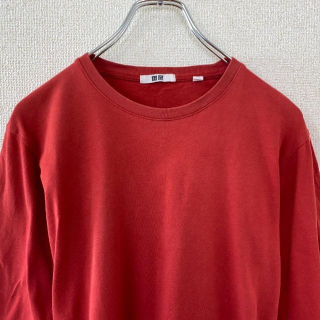 UNIQLO(ユニクロ)のUNIQLO メンズ　インナー　ロング　Tシャツ 無地　赤　長袖　Sサイズ メンズのトップス(Tシャツ/カットソー(七分/長袖))の商品写真