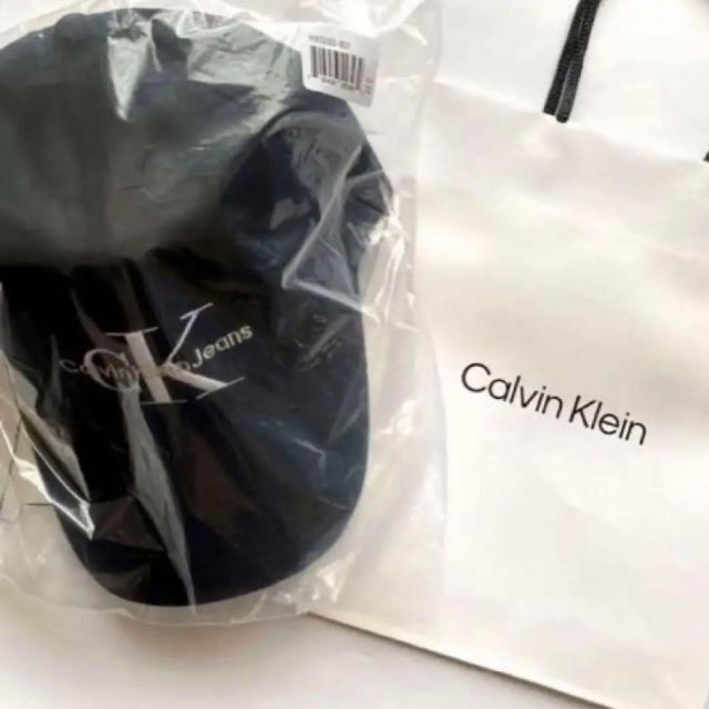 Calvin Klein(カルバンクライン)の【数量限定】ジョングク着用 Calvin Klein  キャップ レディースの帽子(キャップ)の商品写真