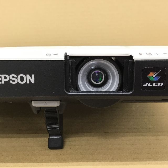 EPSON(エプソン)のエプソン プロジェクター EB-1785W 3200Lm ランプ227時間使用 スマホ/家電/カメラのテレビ/映像機器(プロジェクター)の商品写真