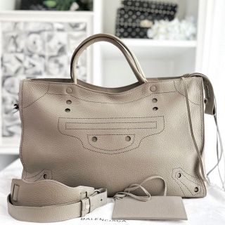 バレンシアガ(Balenciaga)の美品☆　バレンシアガ　ブラックアウトシティ　グレージュ　2way　ハンドバッグ(ハンドバッグ)