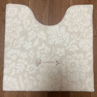 ローラアシュレイ(LAURA ASHLEY)の訳あり　ローラアシュレイ　トイレマット　マット　新品未使用　レア(トイレマット)