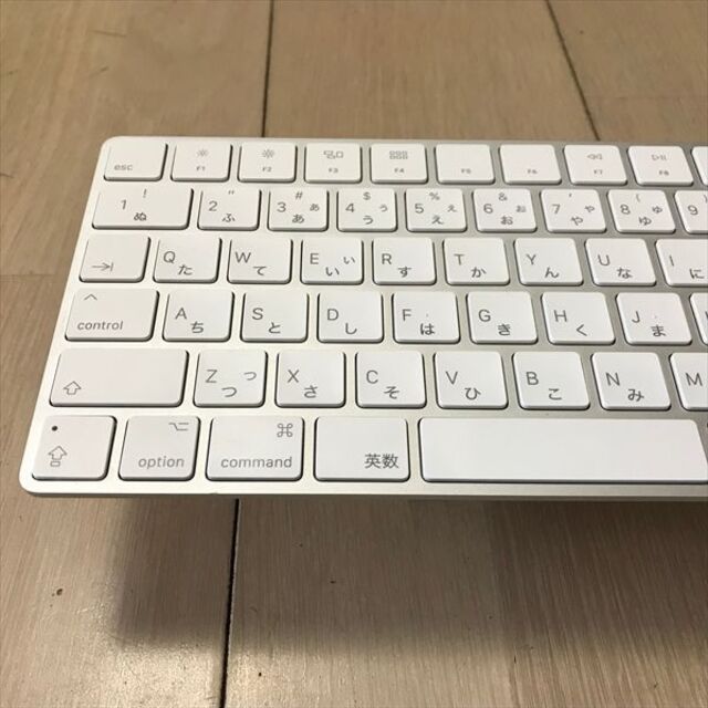 Apple(アップル)の純正品 Apple Magic Keyboard 日本語：A1644 スマホ/家電/カメラのPC/タブレット(PC周辺機器)の商品写真