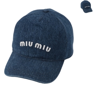 ミュウミュウ(miumiu)のミュウミュウ MIU MIU キャップ デニム ロゴ ベースボール キャップ 帽子 2023年春夏新作 5HC179 2F3W (キャップ)