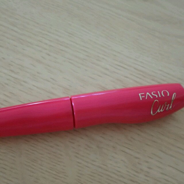 Fasio(ファシオ)のﾌｧｼｵ ｳｫｰﾀｰﾌﾟﾙｰﾌﾏｽｶﾗ黒 コスメ/美容のベースメイク/化粧品(マスカラ)の商品写真