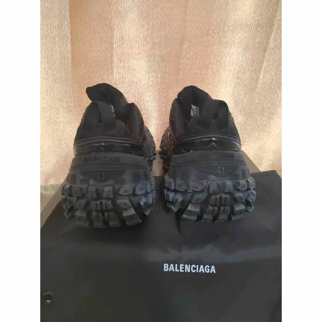 Balenciaga - 新品】Balenciaga(バレンシアガ) ディフェンダー41の通販 by こたちゃん☆'s shop｜バレンシアガ