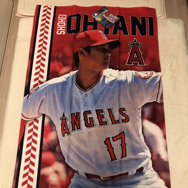 エンゼルス　大谷君　ビーチタオル