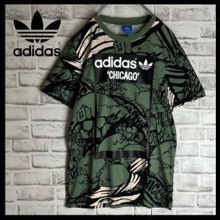 アディダス(adidas)の【美品限定コラボ】アディダスオリジナルス　総柄プリントTシャツ　深緑　熊(Tシャツ/カットソー(半袖/袖なし))